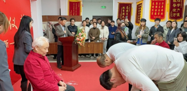 非科班也能学中医！腾盛圆中医师承培训班了解下