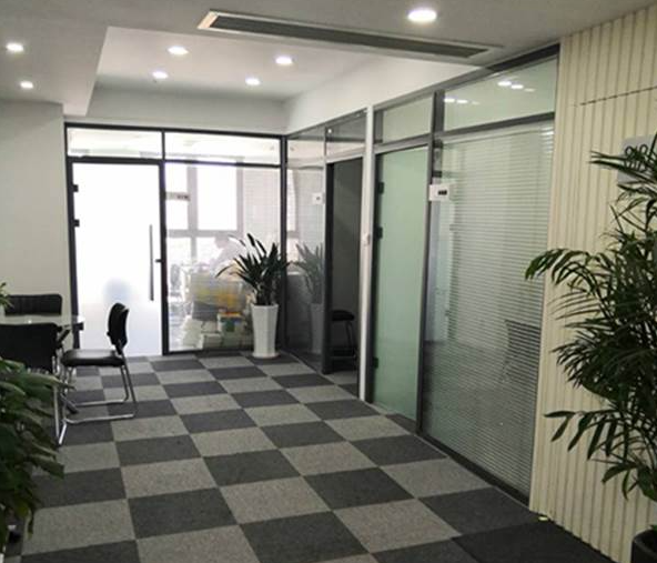 南京哪家学校有专业的造价工程师和消防工程师培训，学校教学环境如何？