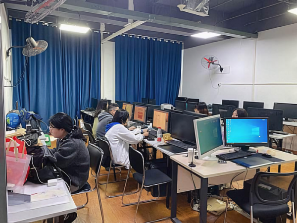 武汉王氏教育3D游戏模型大师培训班